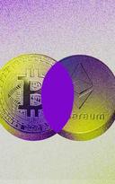 Ilustração de duas criptomoedas (um bitcoin na esqueda e uma ethereum na direita). Uma está sobreposta sobre a outra, como se estivessem se fundindo. A ilustração é granulada e tem as cores verde limão e roxo.